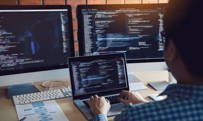 数据科学选型:R与Python如何赋能磐安县网站建设?